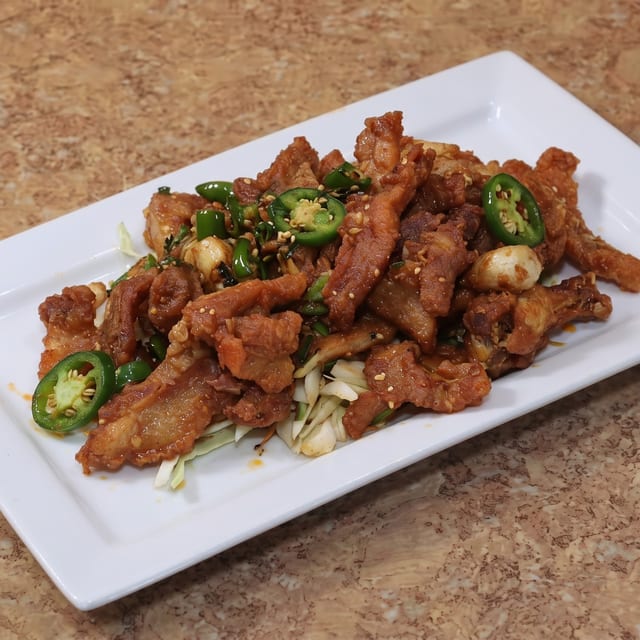 Spicy & Salted Pork Chop 椒盐猪排.