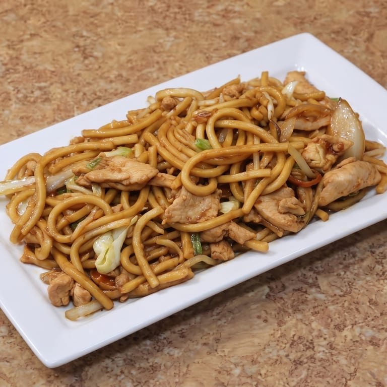 Delicious Chicken Lo Mein