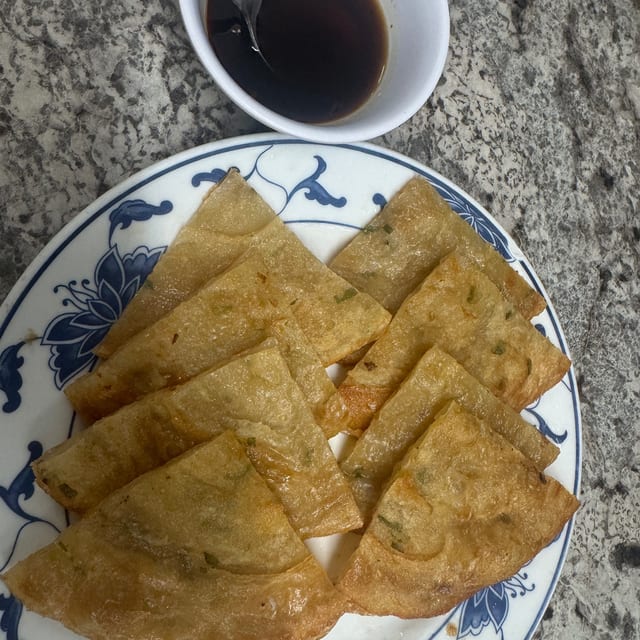 Pan Fried Scallion Cake 葱油饼.