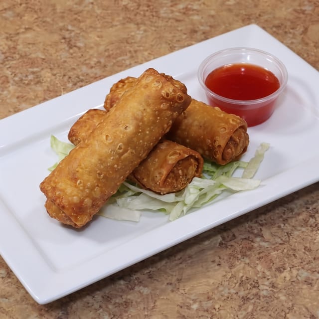 Fried Chicken Egg Rolls 鸡春卷.